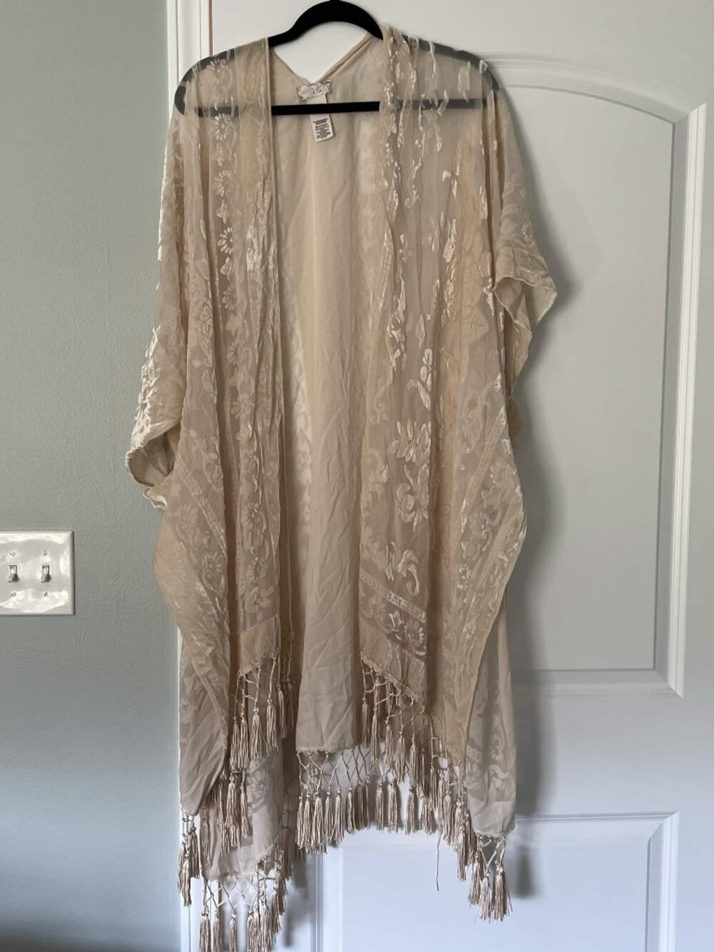 NWOT Free People Kimono Cream